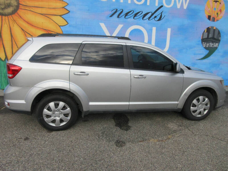 2012 Dodge Journey SXT photo 12