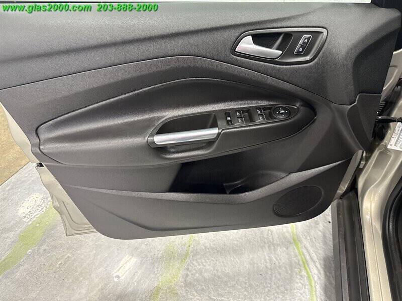 2016 Ford C-MAX Hybrid SE