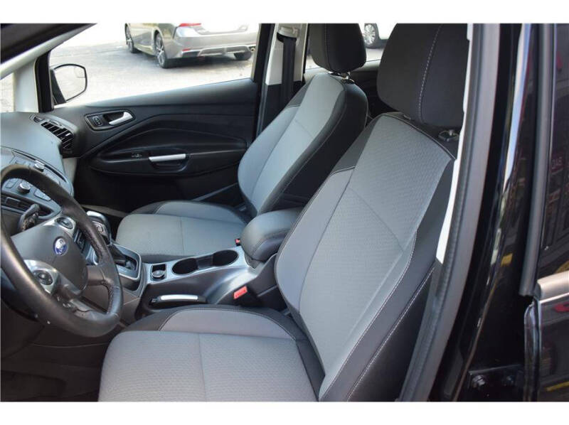 2017 Ford C-MAX Hybrid SE