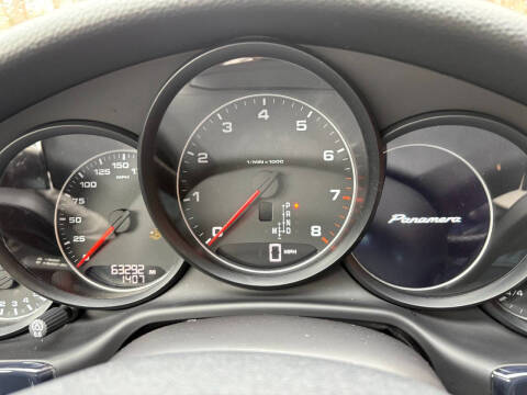 2015 Porsche Panamera