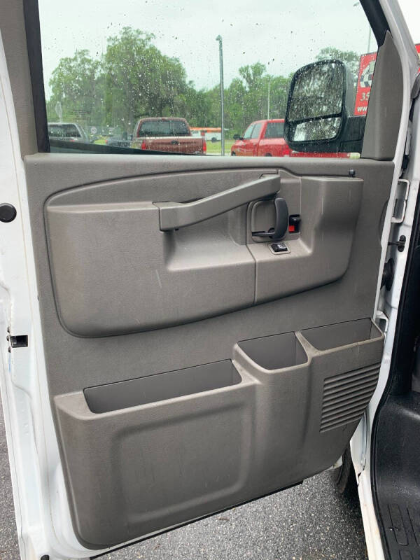 2020 Chevrolet Express 2500