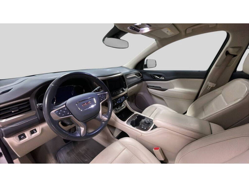 2020 GMC Acadia Denali