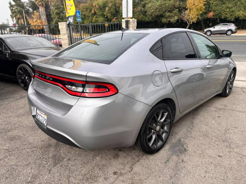 2016 Dodge Dart SE photo 6