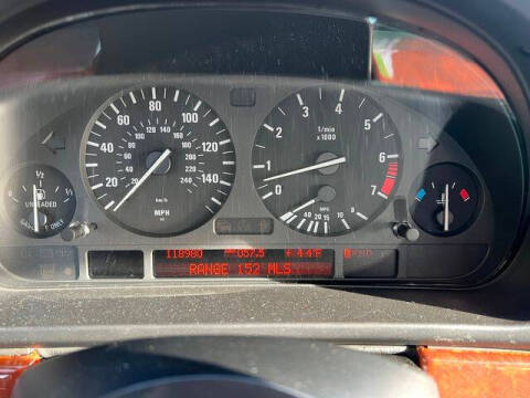 2002 BMW 5 Series 525i