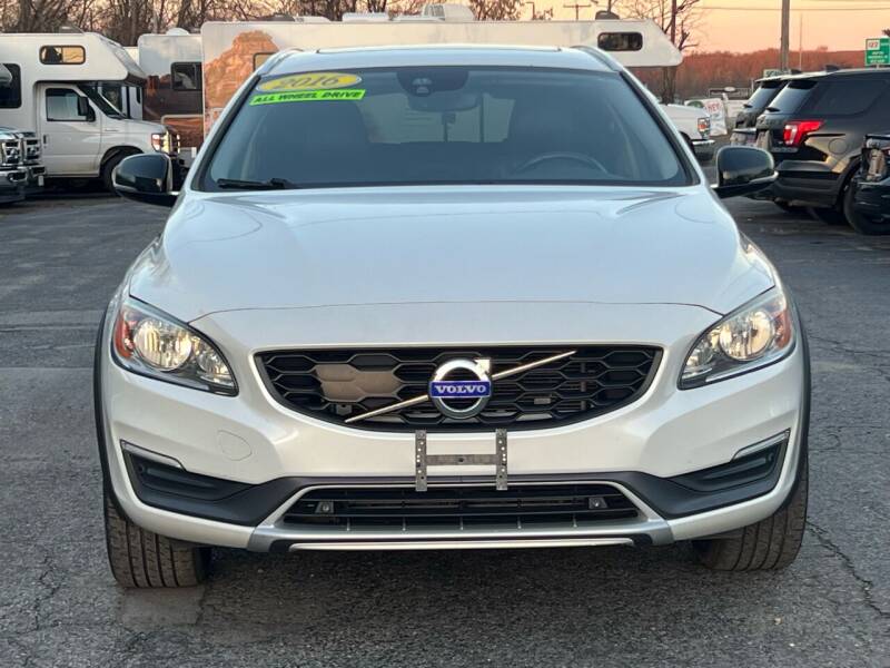 Used 2016 Volvo V60  with VIN YV4612HK6G1008517 for sale in Worcester, MA