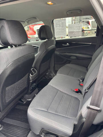 2016 Kia Sorento LX