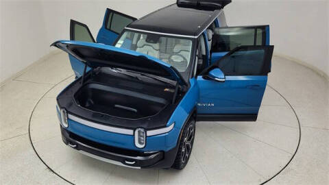 2024 Rivian R1S Launch Edition