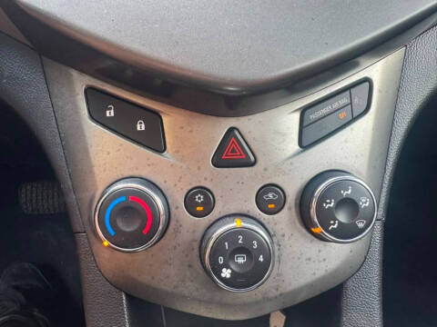 2015 Chevrolet Sonic LT Auto