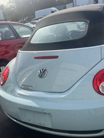 2006 Volkswagen New Beetle Convertible 2.5