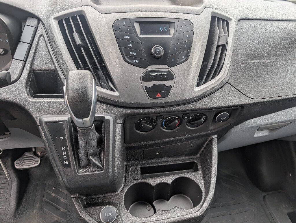 2017 Ford Transit 16