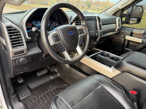 2017 Ford F-250 Super Duty Lariat