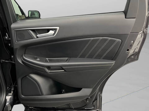 2022 Ford Edge ST