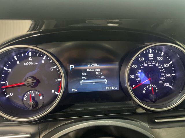 2022 Kia Carnival EX