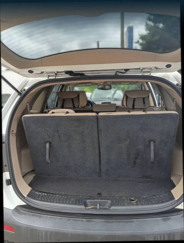 2011 Kia Sorento LX