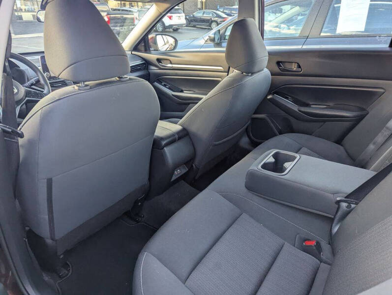 2023 Nissan Altima 2.5 SV