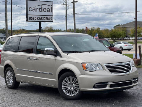 2013 Chrysler Town and Country Touring-L