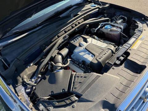 2014 Audi SQ5 3.0T quattro Premium Plus