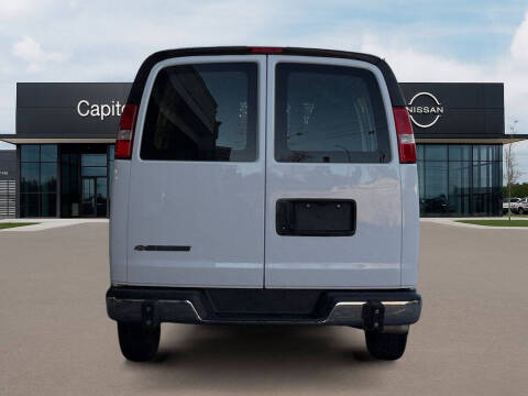 2024 Chevrolet Express 2500