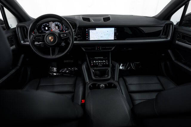 2025 Porsche Cayenne