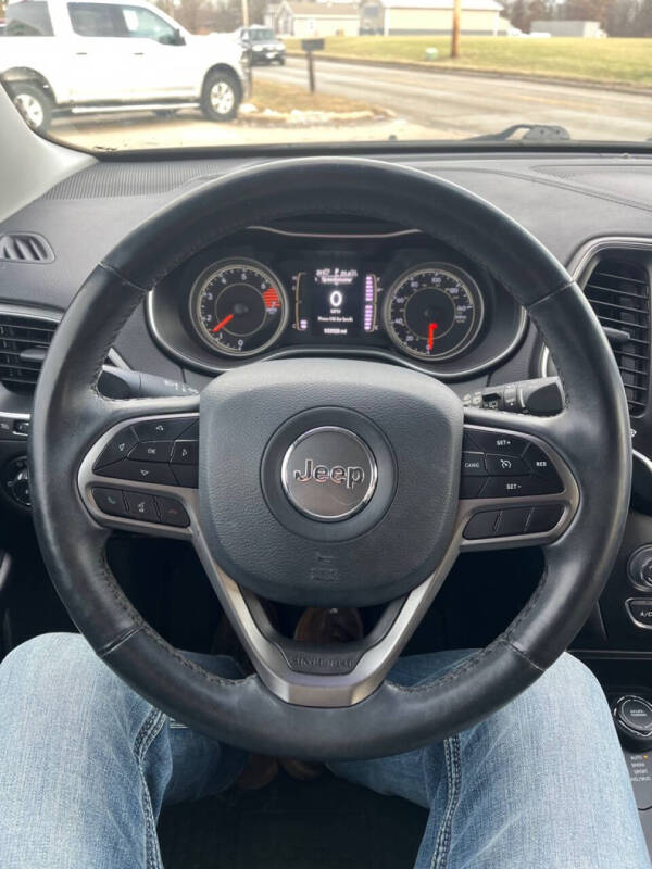 2019 Jeep Cherokee Latitude Plus