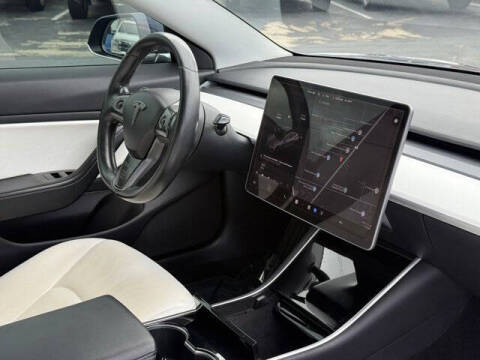 2019 Tesla Model 3 Standard Range Plus