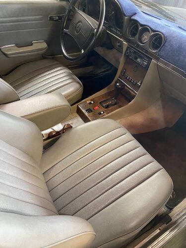 1987 Mercedes-Benz 560SL