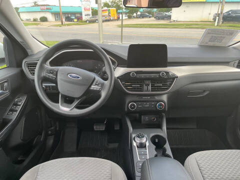 2021 Ford Escape SE