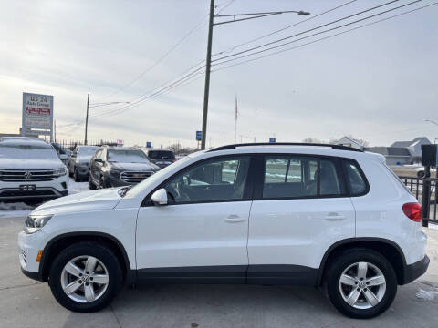 2017 Volkswagen Tiguan 2.0T Limited S 4Motion