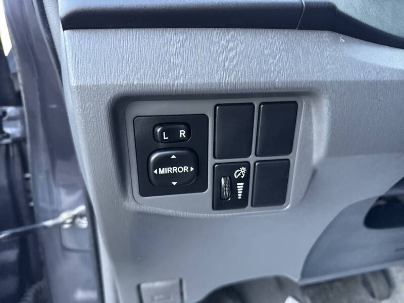 2011 Toyota Prius Two