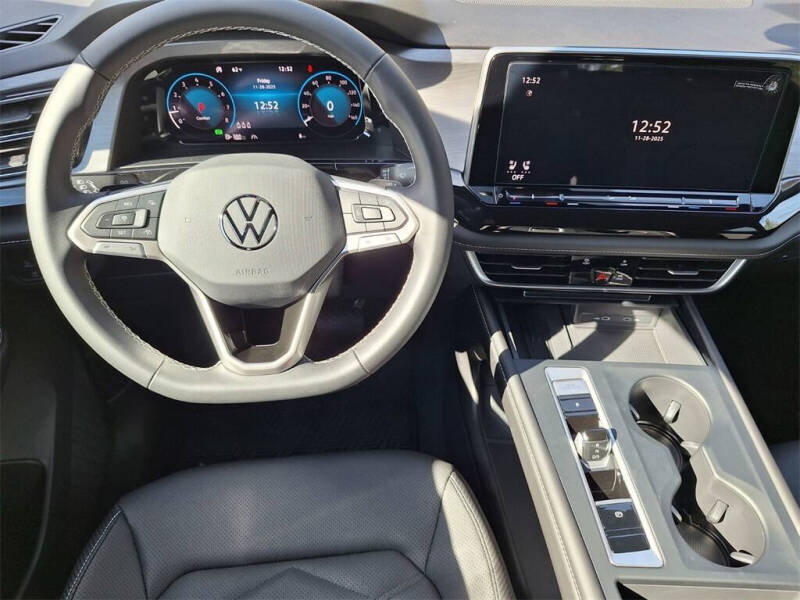 2026 Volkswagen Atlas Cross Sport SE