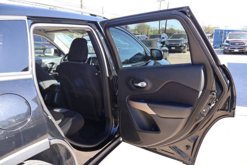 2018 Jeep Cherokee Latitude