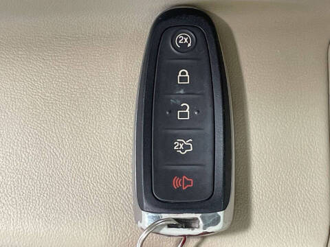 2017 Ford Taurus Limited