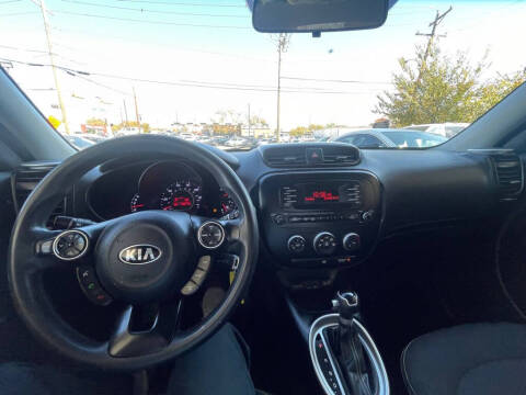 2015 Kia Soul +