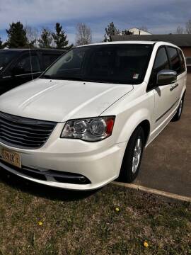 2012 Chrysler Town and Country for sale at EFFINGHAM AUTO in Effingham IL