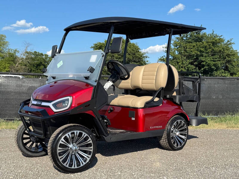 2026 E-Z-GO Express S4