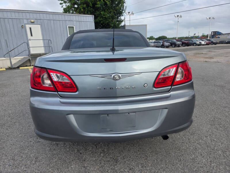2008 Chrysler Sebring LX