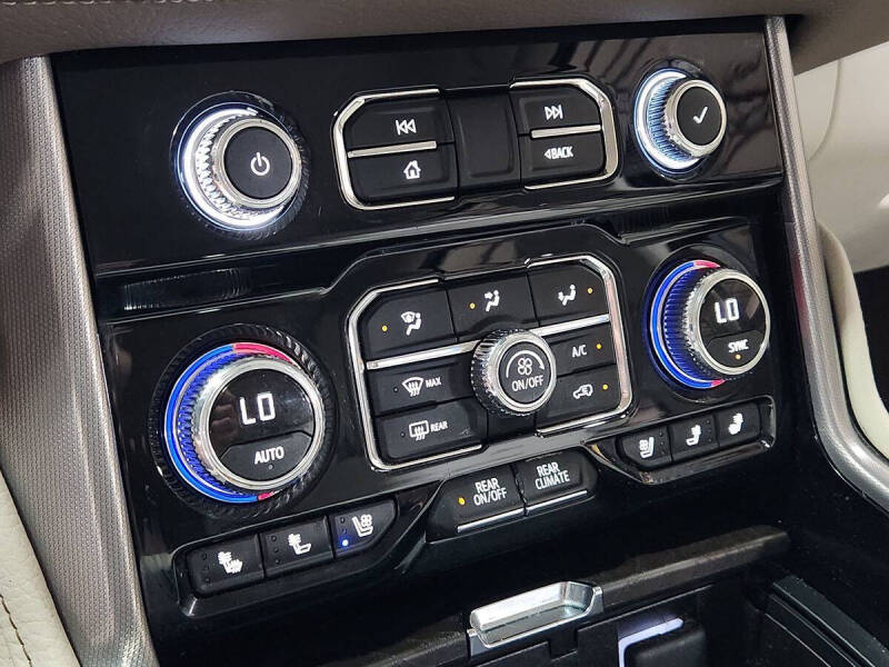 2023 GMC Yukon XL Denali