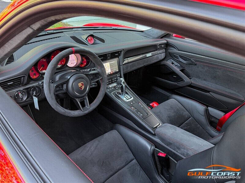 2018 Porsche 911 GT2 RS