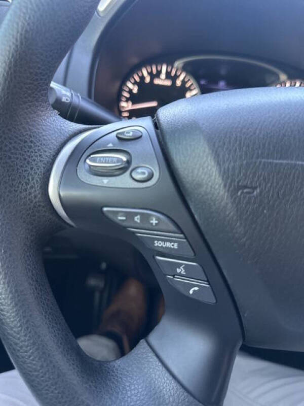 2020 Nissan Pathfinder S