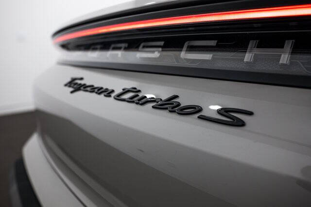 2022 Porsche Taycan Turbo S