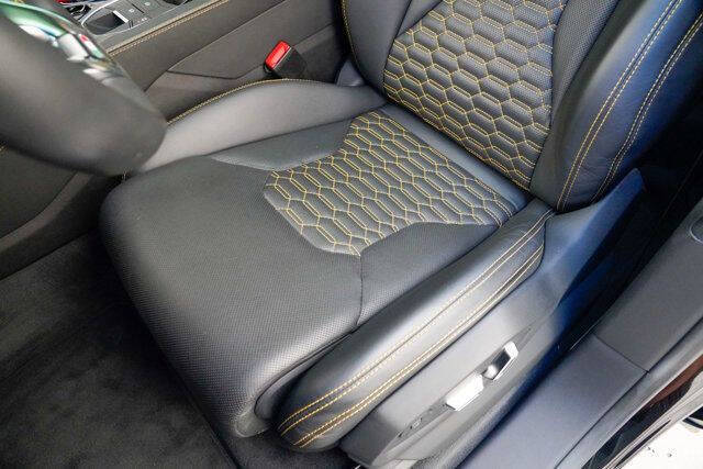 2022 Lamborghini Urus