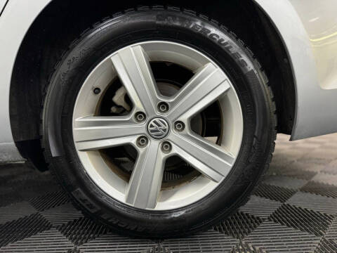 2015 Volkswagen Golf SportWagen