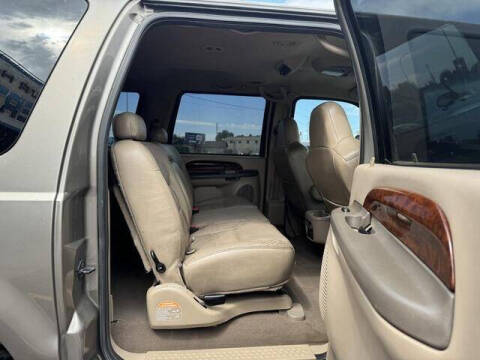 2004 Ford Excursion Limited