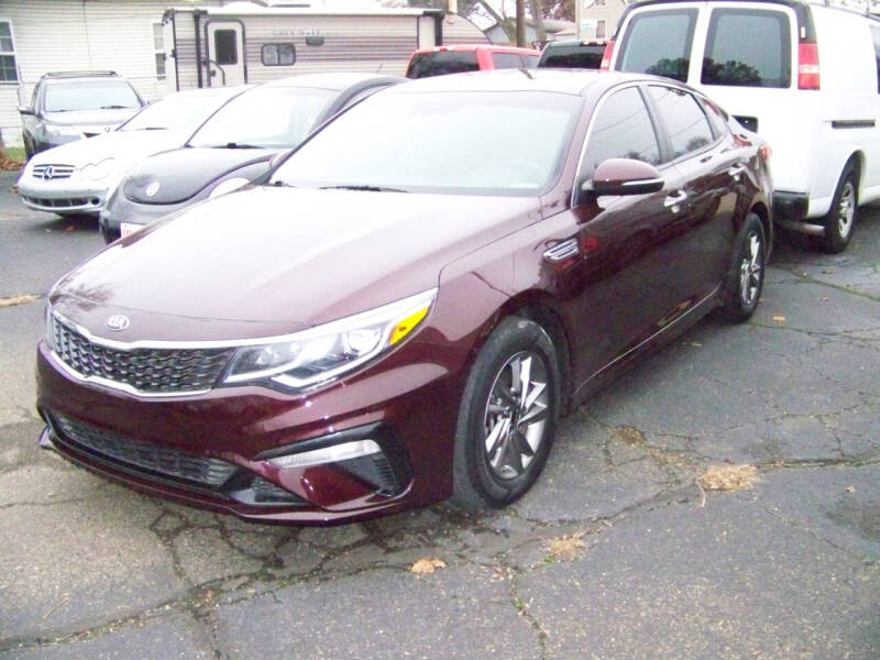 2019 Kia Optima LX's photo