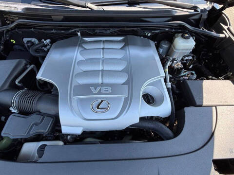 2019 Lexus LX 570