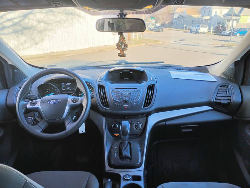 2016 Ford Escape SE