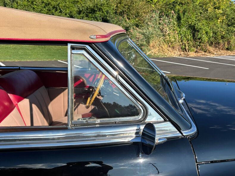 1950 Packard Custom 8 Victoria