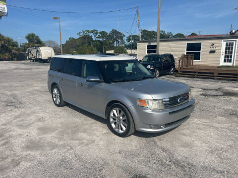 2011 Ford Flex for sale at Friendly Finance Auto Sales in Port Richey FL