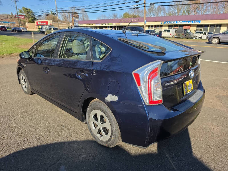 2012 Toyota Prius Two