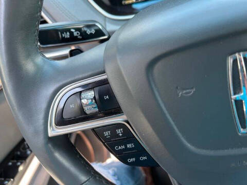 2019 Lincoln Nautilus Reserve